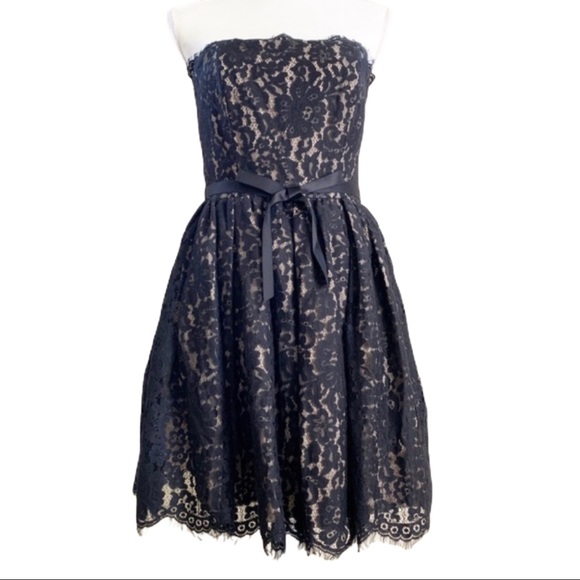 Neiman Marcus Strapless Gothic Lace Flare Dress - Picture 2 of 7